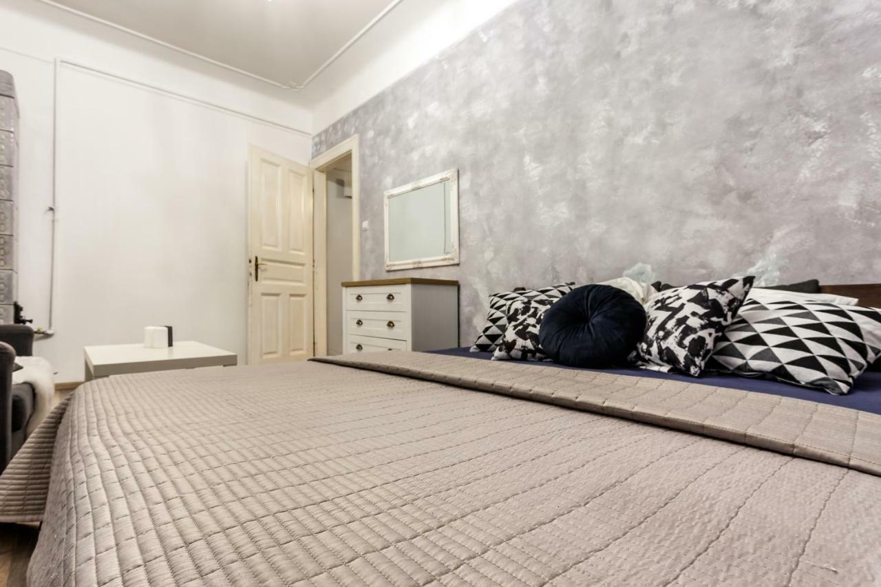 Apartment On Sharanevycha Lvov Exteriér fotografie